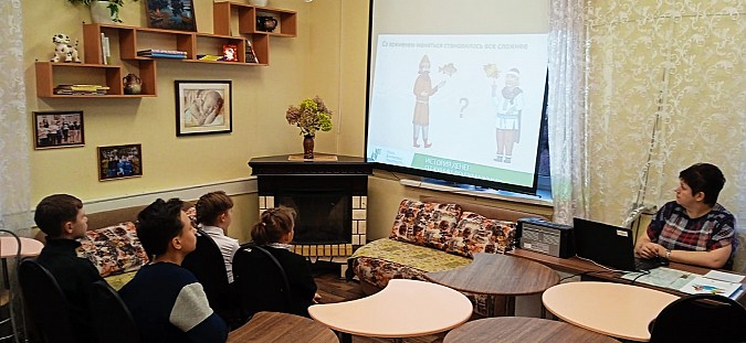 Воспитанникам Кинешемского детского дома рассказали историю появления денег фото 2