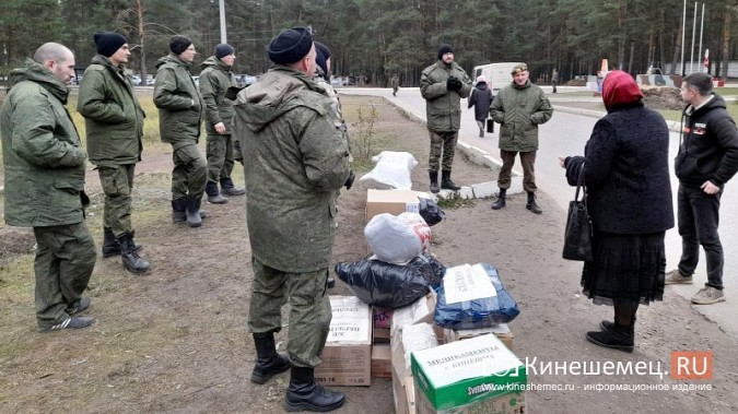 С территории Успенского собора отправлен гуманитарный груз мобилизованным во Владимирскую область фото 15