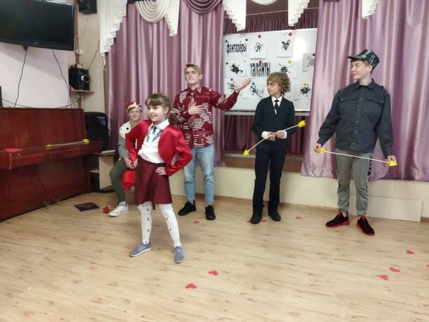 В Кинешемском детском доме прошло театрализованное шоу фото 6