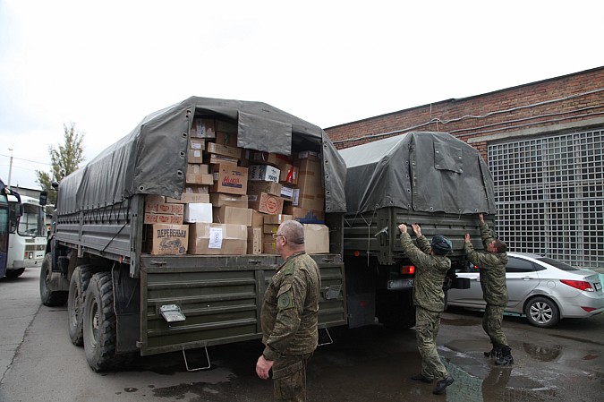 Сотрудники и будущие следователи СК России отправили большой гуманитарный груз зону СВО фото 4