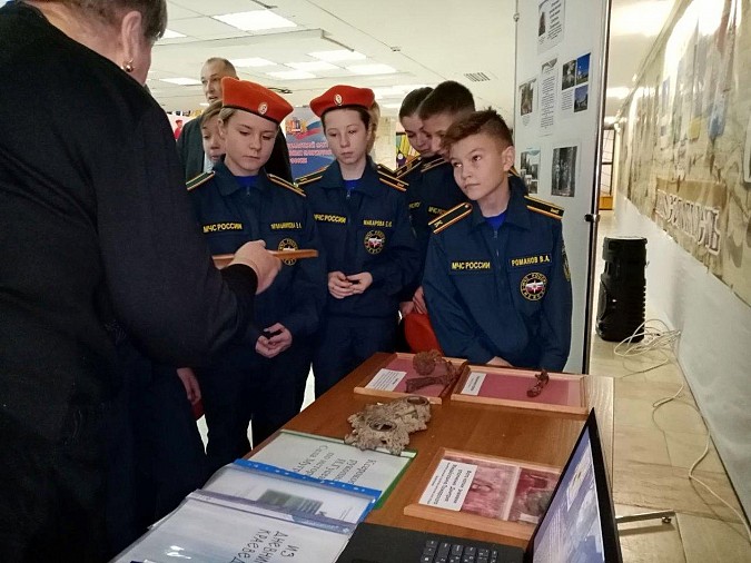 Кадеты школ №1 и №18 вернулись с областного слёта юных патриотов фото 2