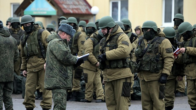 Губернатор Станислав Воскресенский проводил мобилизованных ивановских десантников в зону СВО фото 19