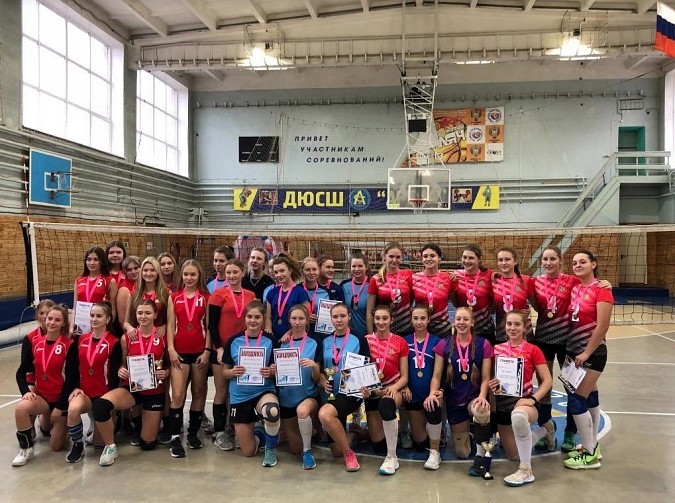 Команда Кинешмы взяла серебро открытого первенства ДЮСШ «Арена» по волейболу фото 2