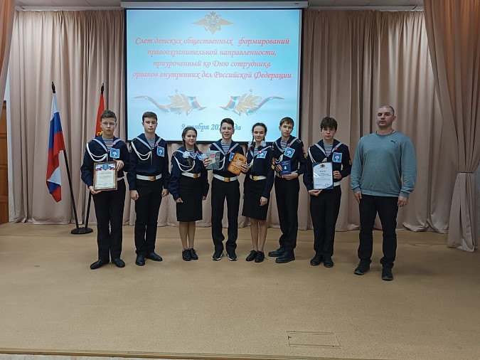 Кадеты школы №1 - лучшие в сборке и разборке пистолета Макарова на региональном слёте фото 5