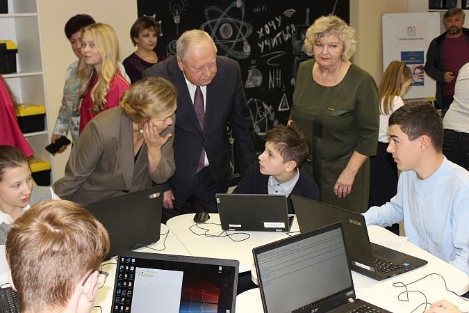 Кинешемский кванториум за год превратился в центр технической мысли молодёжи фото 12