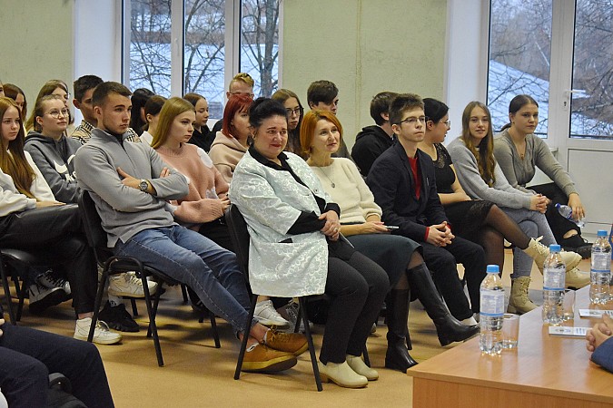 Главный омбудсмен региона Светлана Шмелева встретилась с кинешемскими студентами фото 5