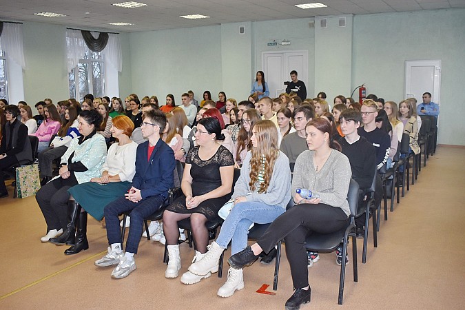 Главный омбудсмен региона Светлана Шмелева встретилась с кинешемскими студентами фото 3