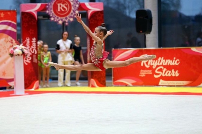 Гимнастки Кинешмы завоевали награды турнира в Суздале фото 2