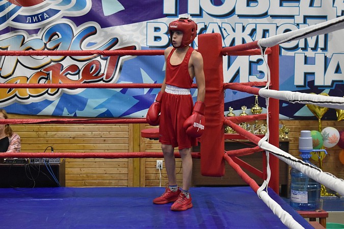 В Кинешме прошёл межрегиональный турнир по боксу памяти Владимира Королёва и Михаила Бодягина фото 10