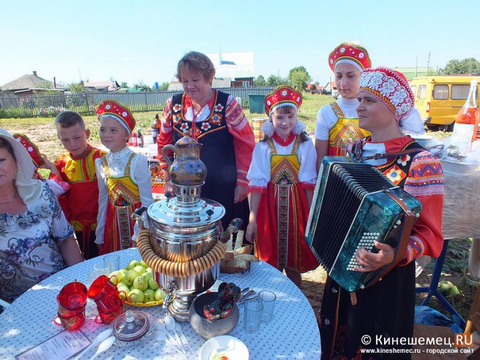 В Ивановской области пела и плясала широкая ярмарка фото 45