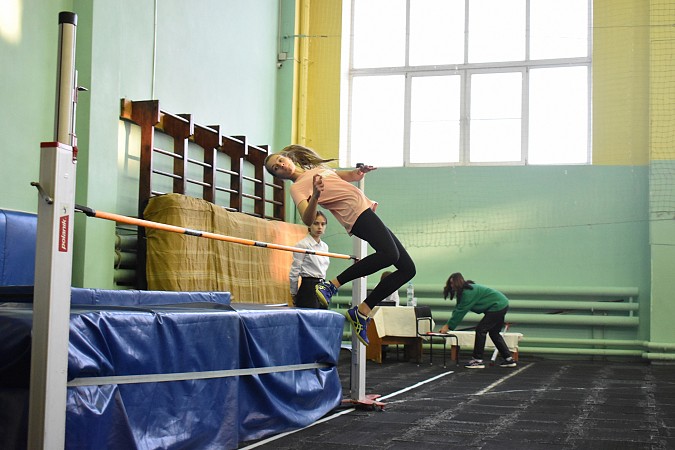 В Кинешме прошли юбилейные соревнования по прыжкам в высоту «Покорение Эвереста» фото 15