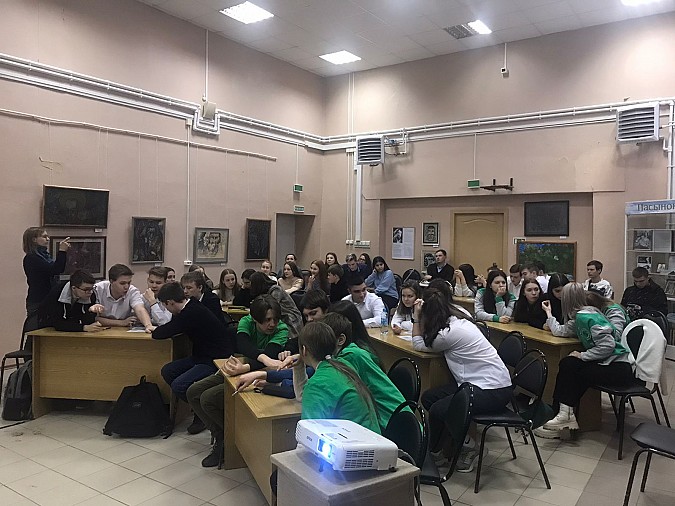 Команда педколледжа стала лучшей в интеллектуальной игре в День добровольца фото 7