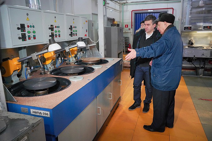 Завод «Поликор» наращивает объем продукции для нужд ВПК и гражданского сектора фото 6