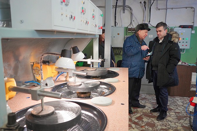 Завод «Поликор» наращивает объем продукции для нужд ВПК и гражданского сектора фото 5