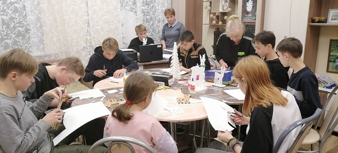 В Кинешемском детском доме проведён творческий мастер-класс «Олени и снежинки» фото 4