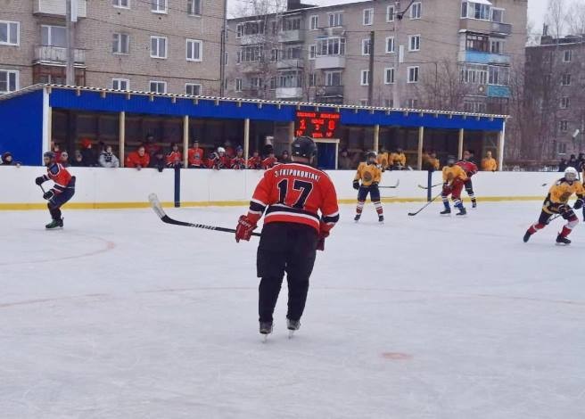 «Любители бани» одержали победу в волжском дерби с «Электроконтактом» фото 7