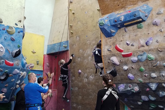 Учащиеся школы №18 стали призерами первенства области по скалолазанию фото 2