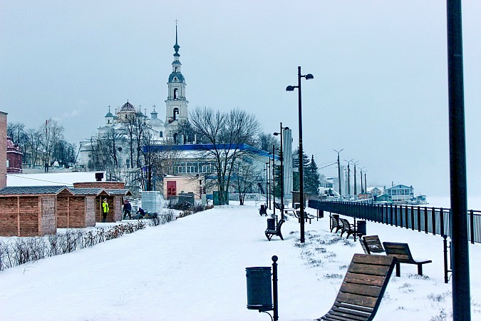 Завершается 2-й этап благоустройства стрелки у Никольского моста фото 2