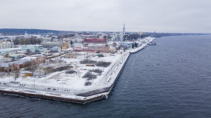От парка до набережной Волги: в Кинешме продолжают создавать условия для спорта и отдыха фото 5