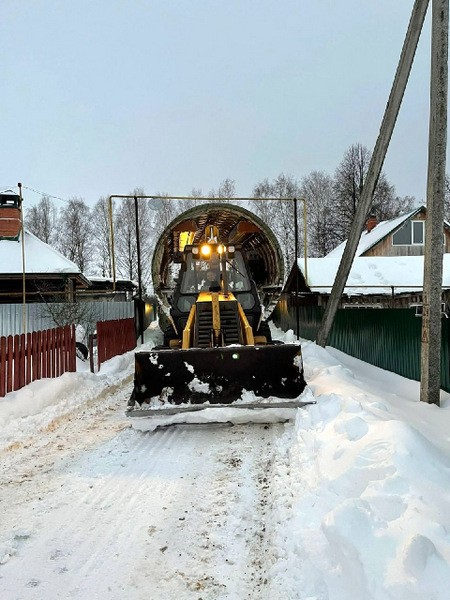 В туркомплексе на берегу Волги установили арт-объект из фюзеляжа списанного аэробуса А-319 фото 7
