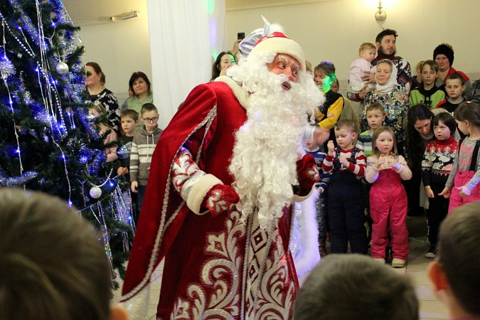 В Кинешме состоялась епархиальная Рождественская ёлка фото 2