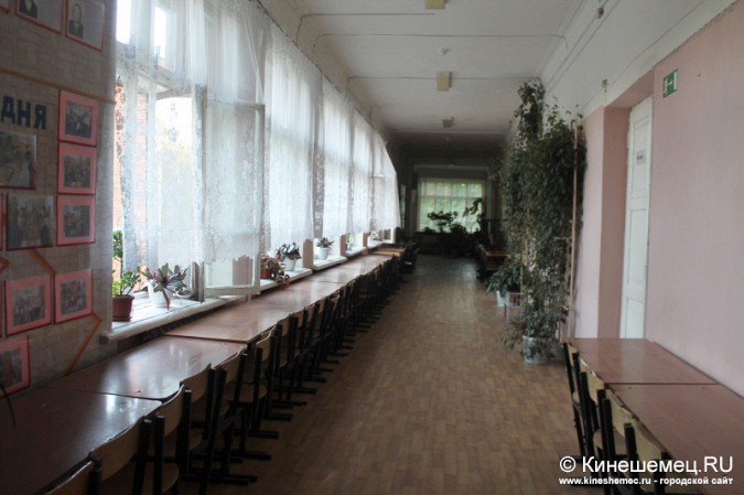 Правда с ремонтом в кинешемской школе № 4 вылезает наружу фото 12