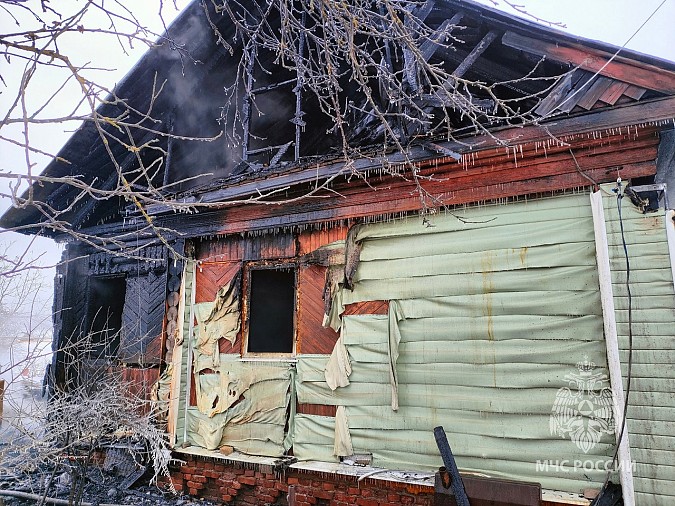 В Кинешме на пожаре на улице Ушакова погиб мужчина фото 3