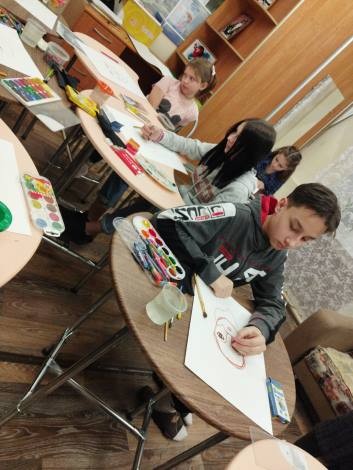 В Кинешемском детском доме прошёл творческий час фото 5