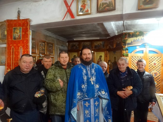 В Кинешемском доме интернате встретили Крещение Господне фото 2