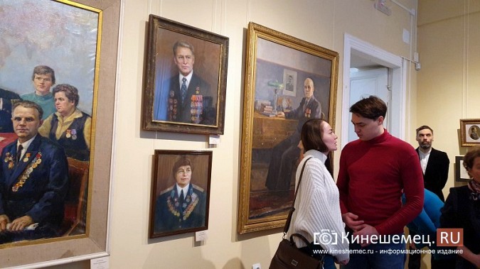 В картинной галерее начала работу выставка картин Бориса Кустова и Елизаветы Баженовой фото 18