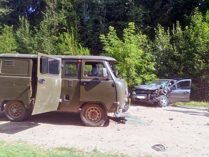 Пятеро взрослых и трое детей пострадали в ДТП в Ивановской области фото 4