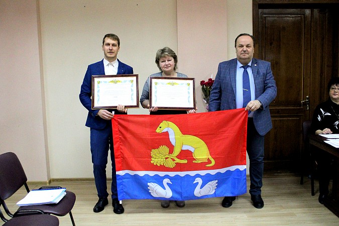 У Ласкарихинского сельского поселения появился свой герб и флаг фото 2