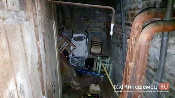 Потенциальные подвалы - убежища Кинешмы уже выглядят, как после бомбежки фото 16