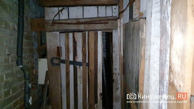 Потенциальные подвалы - убежища Кинешмы уже выглядят, как после бомбежки фото 9