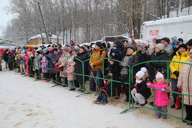 На празднике в Кинешемском районе съели 6-метровый пирог с капустой фото 4