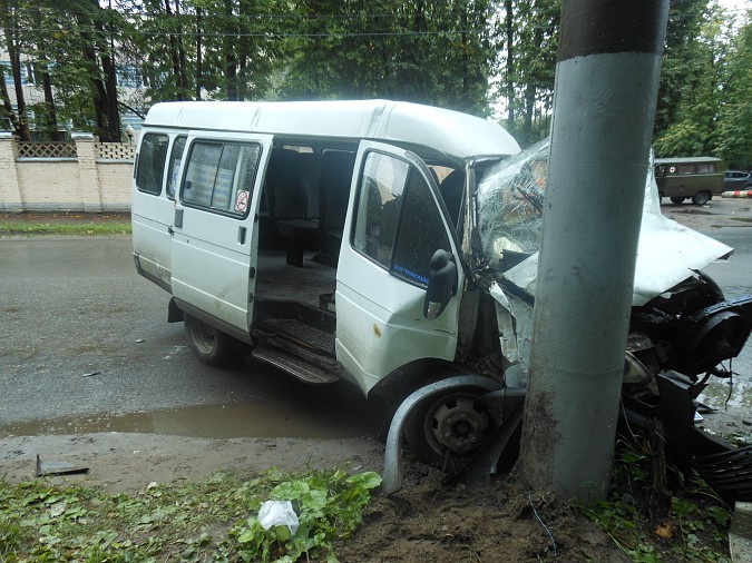 Пять человек пострадали в ДТП в Ивановской области фото 9