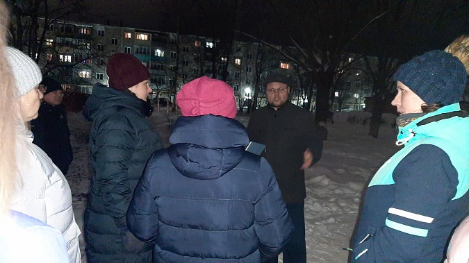 На собрании жителей на ул.Гагарина,д.2 обсудили установку детской площадки фото 2