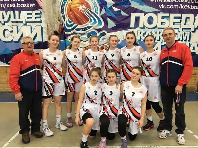 Команда школы №18  – победитель дивизионального этапа Чемпионата «КЭС-Баскет» фото 2