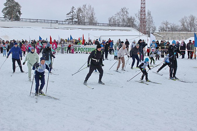 В Кинешме более 500 человек вышли на старт «Лыжни России» фото 9