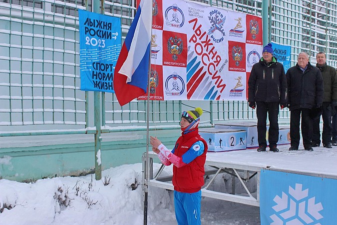В Кинешме более 500 человек вышли на старт «Лыжни России» фото 5