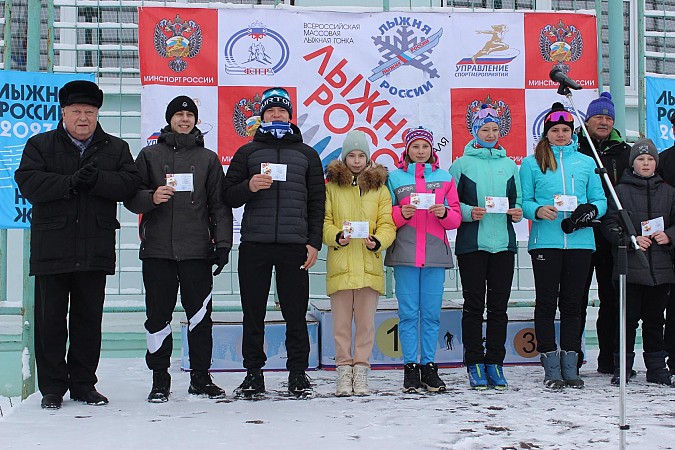 В Кинешме более 500 человек вышли на старт «Лыжни России» фото 7