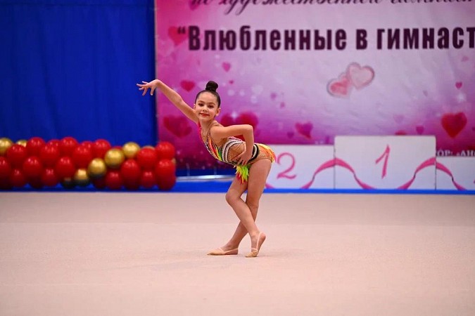 Кинешемские гимнастки завоевали награды на соревнованиях в Москве фото 8