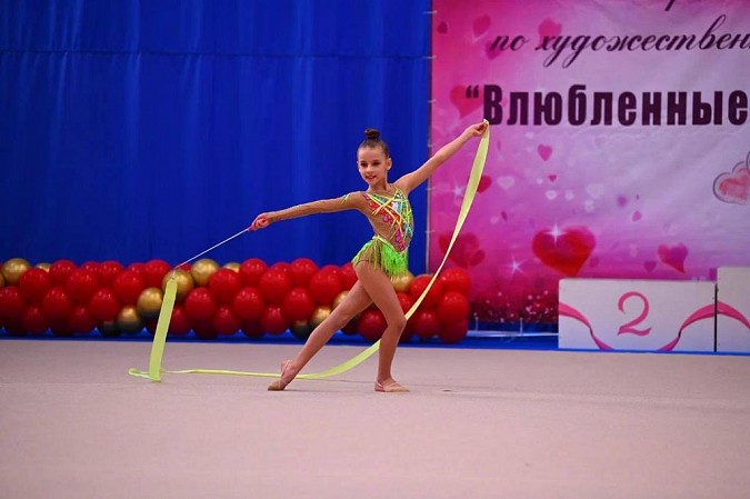 Кинешемские гимнастки завоевали награды на соревнованиях в Москве фото 3