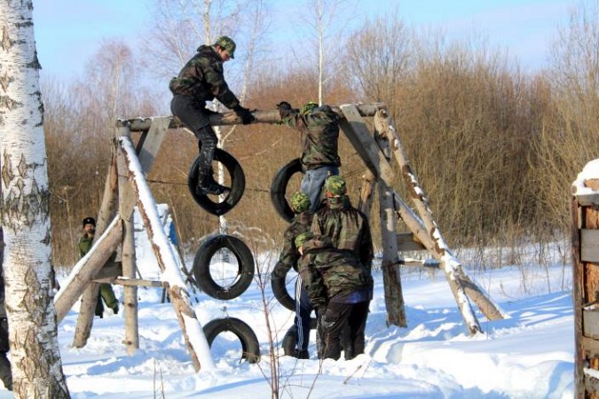 В Вахутках прошла военно-спортивная игра «Зарница» фото 3