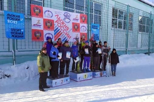 На «Волжанине» прошли соревнования по лыжным гонкам среди сотрудников УФСИН фото 6