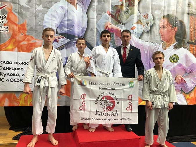 Кинешемцы – победители и призеры Всероссийских соревнований по всестилевому каратэ фото 3