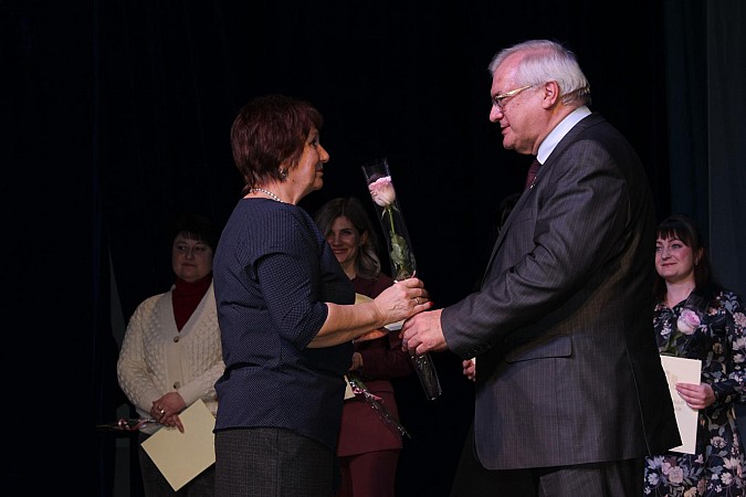 В Кинешме состоялось торжественное мероприятие в честь 8 Марта фото 6