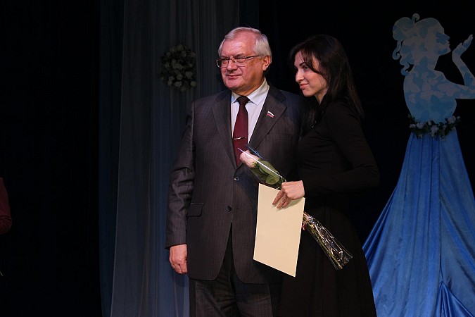 В Кинешме состоялось торжественное мероприятие в честь 8 Марта фото 5