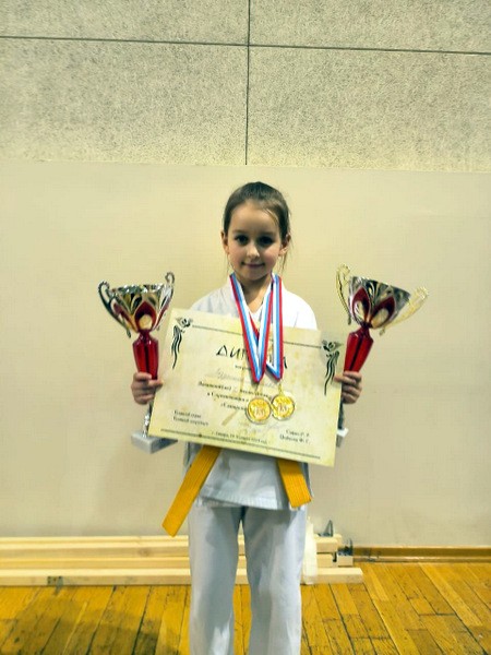 Ярослава Лазутина завоевала два золота на турнире по каратэ «Самарская Ладья» фото 2