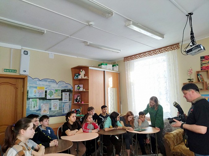 Воспитанники Кинешемского детского дома познакомились с профессией фотографа фото 5